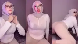 Goyang Ganas Berjilbab 1