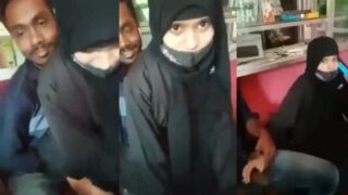 Memuaskan Pacar Hijab 19 Tahun Dengan Gaya Panas Khas Pakistan