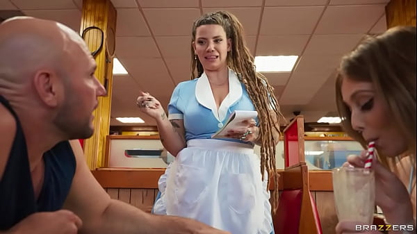 Ngentot Liar Lucy Foxx & Indica Flower Di Brazzers, Masuk Xvpromo Di Situs Resmi Biar Dapet Diskon
