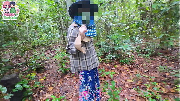 สาวไทยวัยใสเก็บเห็ดป่า โดนลากเข้าป่าข่มขืนกระแทกหีซะเละเทะ