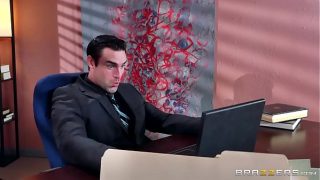 Ngentot Di Kantor, Ava Riley Pamer Tete Gede Sampai Basah
