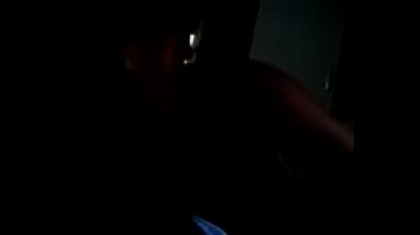 Mamando India, Bibirnya Basah, Siap Dijilat Pelan-pelan.
