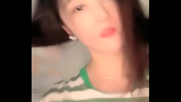 Kamera Mesum China 1: Aksi Panas Gadis Imut