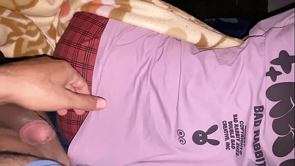 Abang Kuliah Bolos, Malah Crot Di Adik Tiri India Yang Imut
