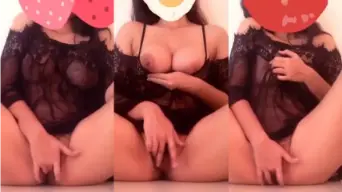 Si Seksi Pake Baju Tembus Pandang, Pingin Dikocok Habis-habisan.