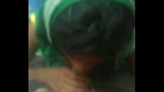 Desi Auntie Pengemis Di Kereta Lokal, Ngebut Sambil Ngewe Panas
