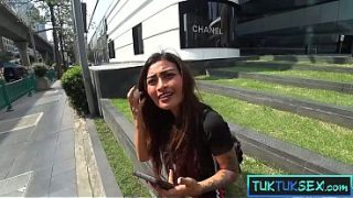 Bokep Montok Mungil Ibu Thailand Liar Ngebut Sama Bule