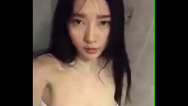Cewek Model China, Goyang-goyang Bikin Ngilu!