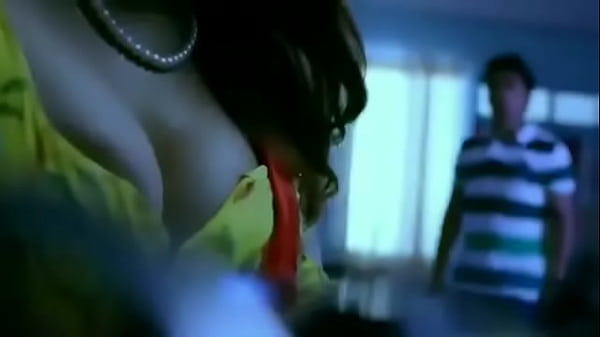 Desi Bhabhi, Napsu Panas Di Ranjang Penuh Dosa