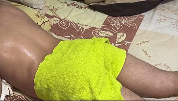 Mertua Montok Bangsat Bantu Mantu, Pijat Berujung Ngewe.