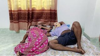 Istri Desi Tidur Satu Ranjang Dengan Kakak Tiri, Makin Panas Malam Ini.