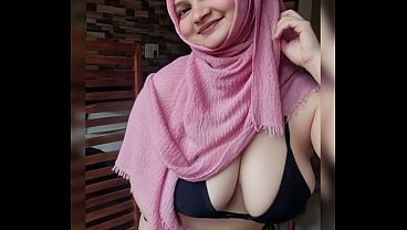 Twerk Kontol Hijabku Bikin Makin Erotis