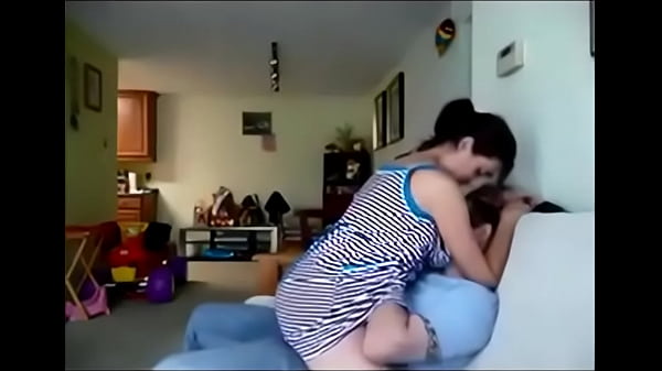 Tonton Video Panas Cewek India Abal-abal Diginiin Di Kamar