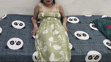 Pertama Kali Jiji Sali Sama Istriku Di Kamar, Ngewe Hot Sama Cewek India Cantik Pake Audio Hindi.