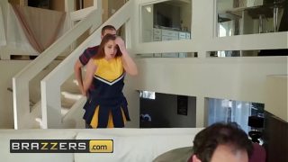 Remaja Doyan Yang Gede – Gia Derza, Xander Corvus – Cewek Ceria Nakal – Brazzers