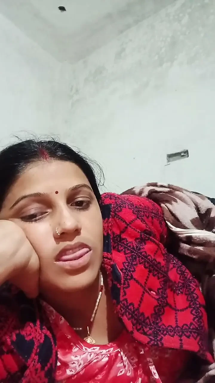 Fuck My Step Sister First Time . Her Pussy Is Very Tight And Nice . I’m Very Happy To Fuck Her