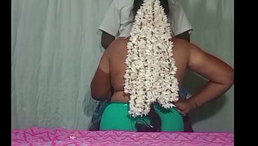 Desi Tamil Istri Rumah Bergairah Digoyang Nafsu