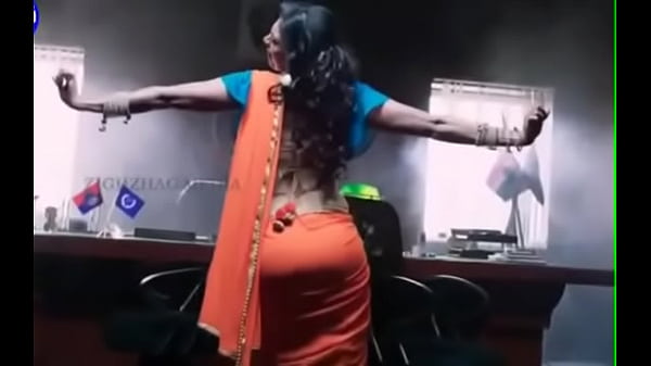Desi Pantat Montok Dibungkus Saree, Bikin Liur Netes.