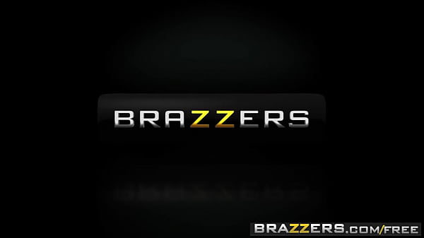 Brazzers Exxtra – Casey Calvert – Kontol Hantu Solid Baja Ngebor Pantat