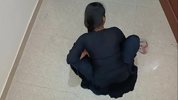 Bokep Pembantu Desi India Digenjot Majikan Kamar, Suara Hindi Jelas Bikin Makin Horny