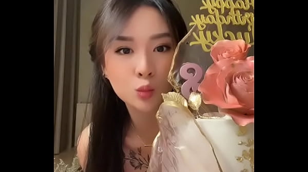 Tiktok Orang China Putingnya Kelihatan, Bikin Ngilu!