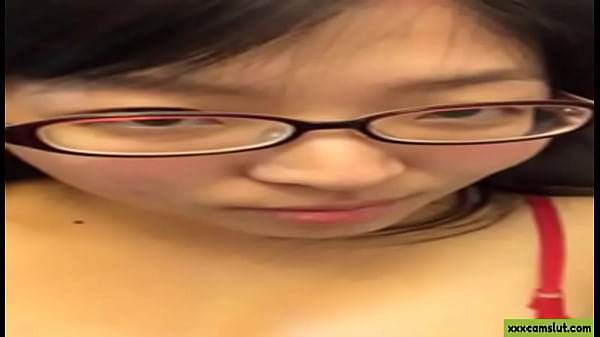Cewek Asia Colmek Di Depan Webcam, Video Bokep Amatir Bikin Makin Tegang