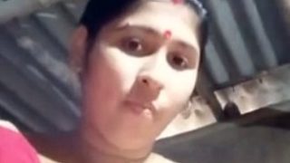 Bikinan Boudi Bibastra Mms Pamer Tetek Gede Dan Memek Basah
