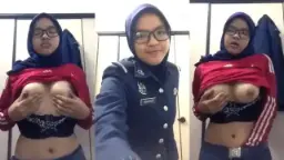 Tonton Video Penuh Arina Hijab Yang Bikin Panas, Skandal Syur Bikin Ngilu!