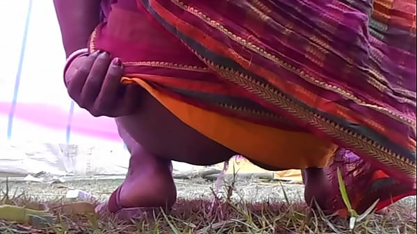 Desi Bulu Lebat Memek Pipis Basah