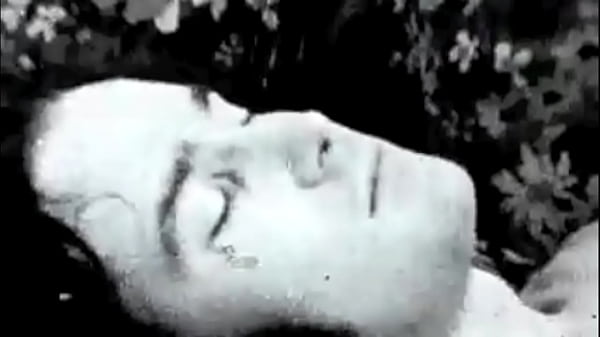 Gelap Malam Hiburan Menyuguhkan ‘ibu-ibu Vintage’ Dari Rahasia Hidupku, Pengakuan Erotis Pria Victoria Inggris Yang Bikin Merem Melek.