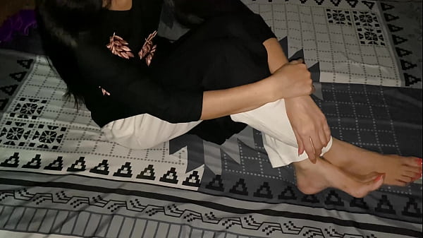 Tante Montok Ngajak Ke Rumah, Malemnya Disuruh Ngewein Pantat Gede Sampe Pagi. Video Xxx Baru.