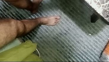 Ngentot Bertiga Arab, Kontol Ngebor Lubang Pantat, Cewek Irak Nungging Digilir Dua Jagoan Saudi