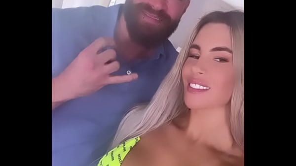Hari Ini Syuting Di Lokasi Brazzers Bareng Xcorvus777, Siap-siap Digebukin Sampai Lemes.
