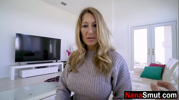 Nenek Tiri Pengen Digenjot Sama Cucu Tirinya, Minta Ngewe Langsung.