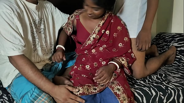 Bhabhi Manis Selingkuh Dari Suami, Digebrak Bertiga Sama Dua Kakak Tiri.